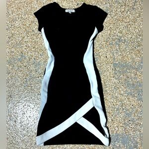 CraveFame by Almost Famous Black & White Short Sleeve Mini Dress
